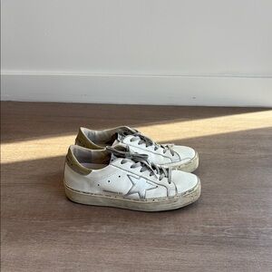 Golden Goose Sneakers